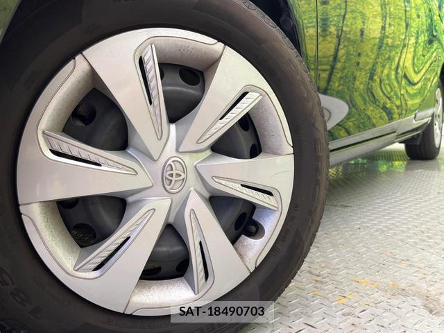 Toyota SIENTA 2021-10 8814244-13