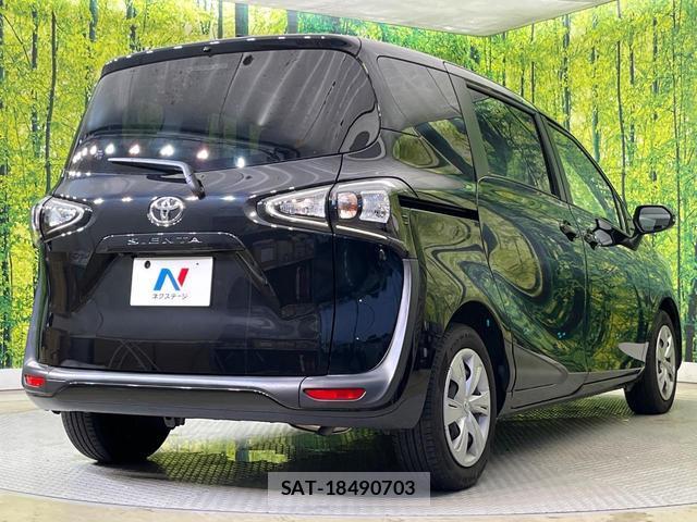 Toyota SIENTA 2021-10 8814244-16