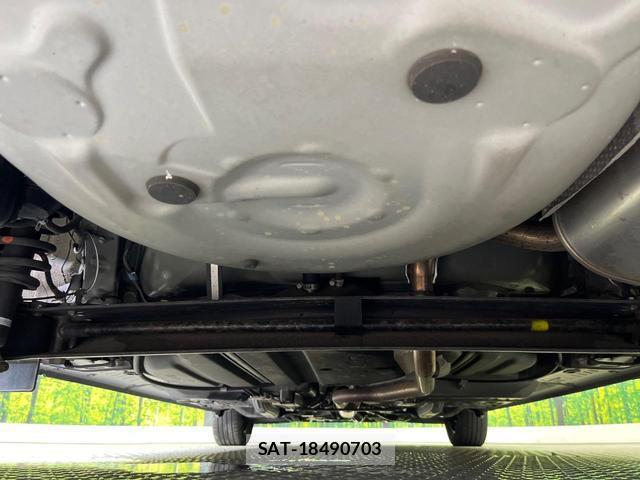 Toyota SIENTA 2021-10 8814244-18