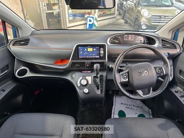 Toyota SIENTA 2017-07 8814414-1