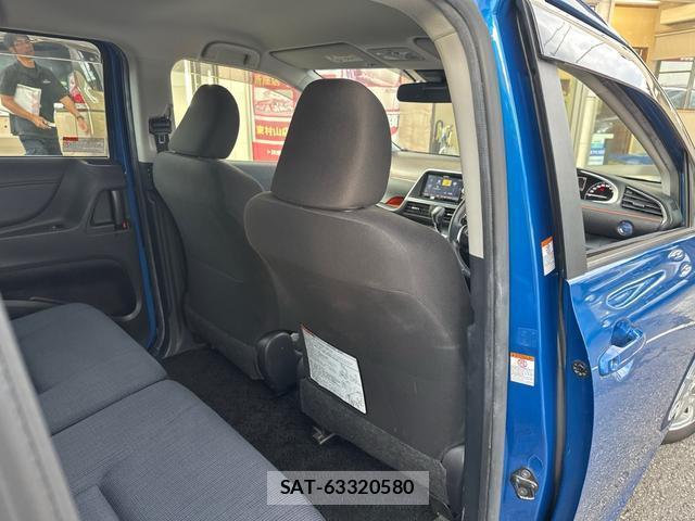Toyota SIENTA 2017-07 8814414-14