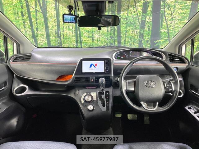 Toyota SIENTA 2015-10 8814452-1