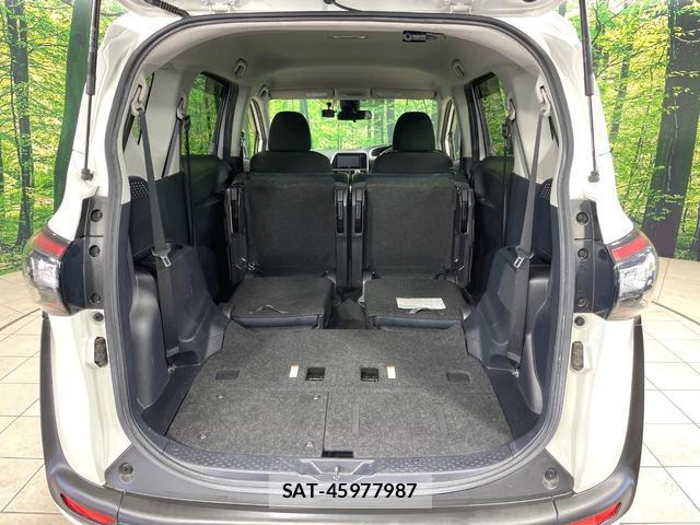 Toyota SIENTA 2015-10 8814452-10