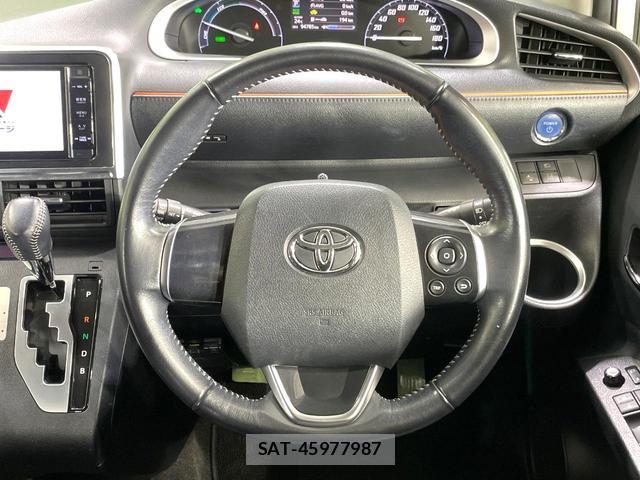 Toyota SIENTA 2015-10 8814452-11