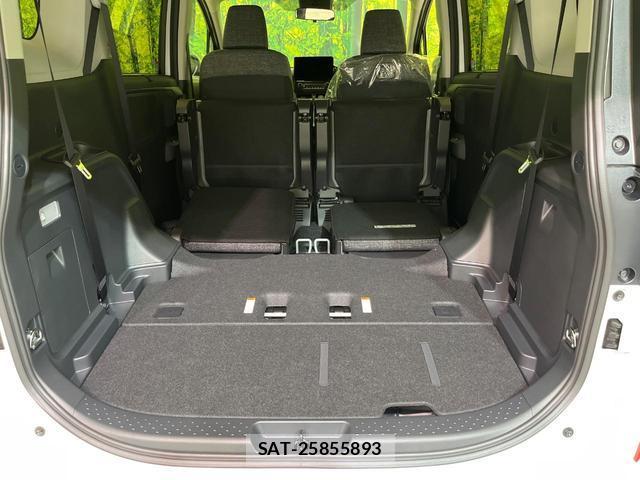 Toyota SIENTA 2026-08 8814473-10