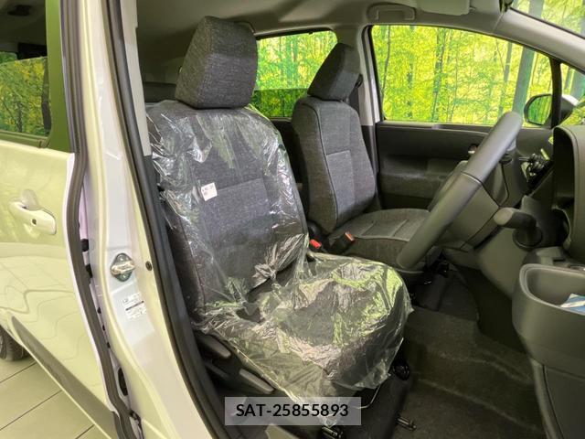 Toyota SIENTA 2026-08 8814473-7