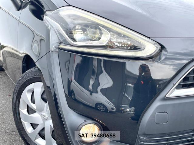 Toyota SIENTA 2016-06 8814636-11