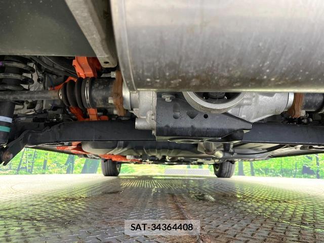 Toyota SIENTA 2023-01 8814681-18