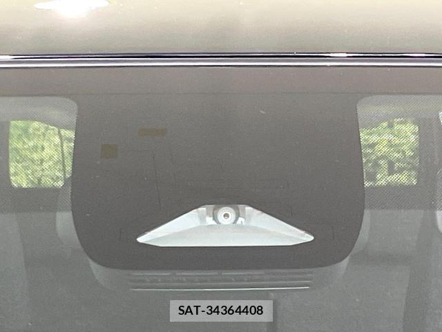 Toyota SIENTA 2023-01 8814681-2