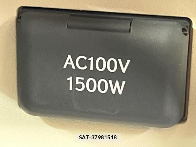 Toyota SIENTA 2026-02 8814993-6