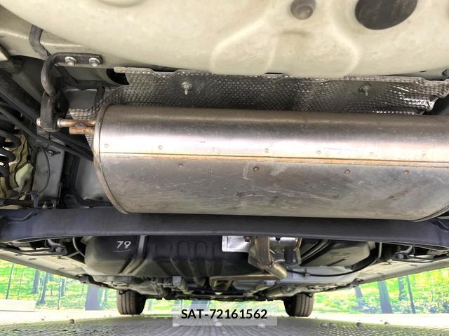 Toyota SIENTA 2022-12 8815020-18