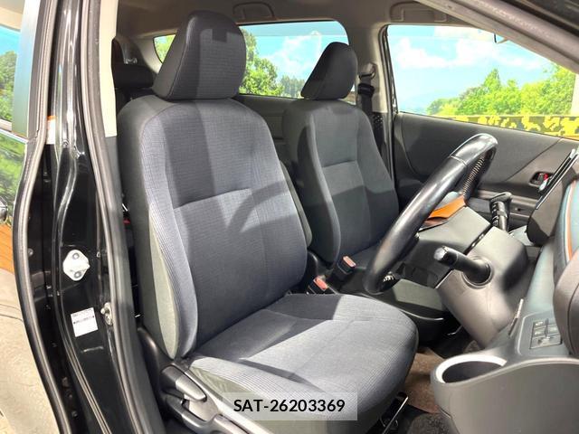 Toyota SIENTA 2018-02 8815070-7