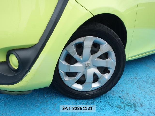 Toyota SIENTA 2015-09 8815298-17