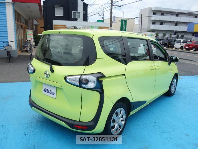 Toyota SIENTA 2015-09 8815298-3