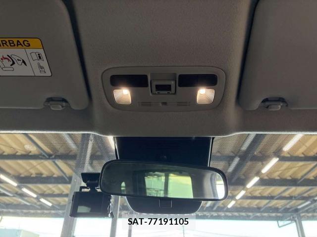 Toyota SIENTA 2023-08 8815382-5