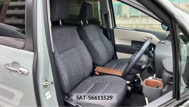 Toyota SIENTA 2024-02 8815464-5