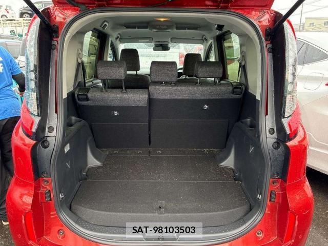 Toyota SIENTA 2023-08 8815629-6