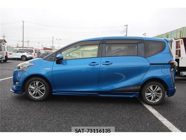 Toyota SIENTA 2016-10 8815684-12