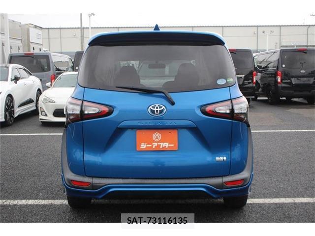 Toyota SIENTA 2016-10 8815684-14