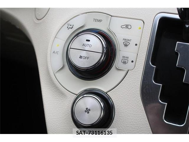 Toyota SIENTA 2016-10 8815684-8