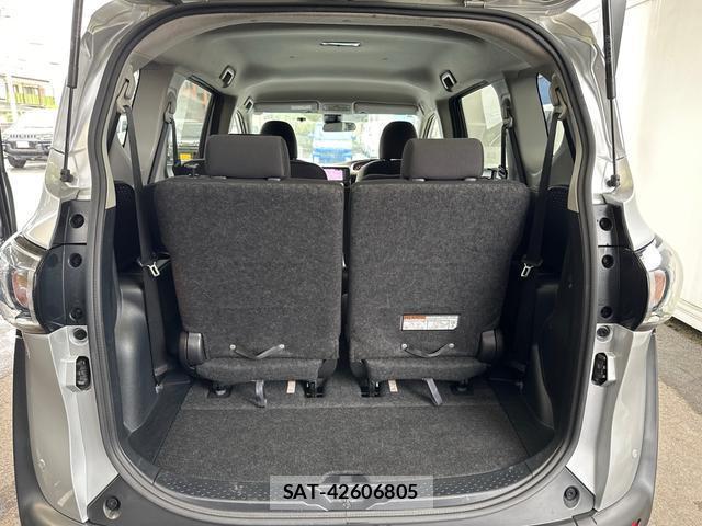 Toyota SIENTA 2021-09 8815698-17
