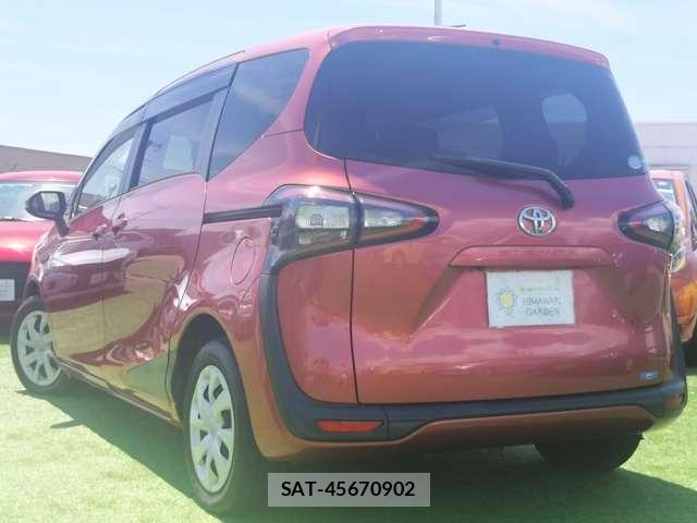 Toyota SIENTA 2017-10 8815736-3