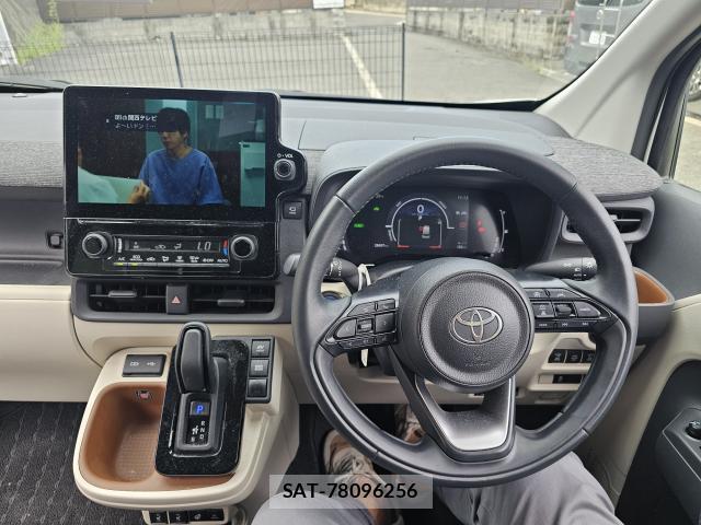 Toyota SIENTA 2023-09 8815809-2