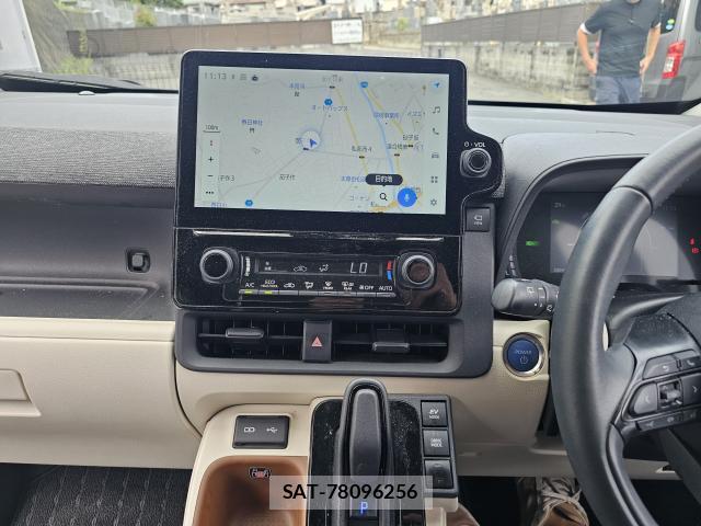 Toyota SIENTA 2023-09 8815809-9