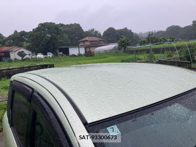 Toyota SIENTA 2010-07 8815872-3
