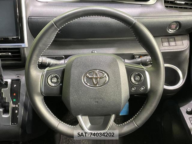 Toyota SIENTA 2022-05 8815885-10
