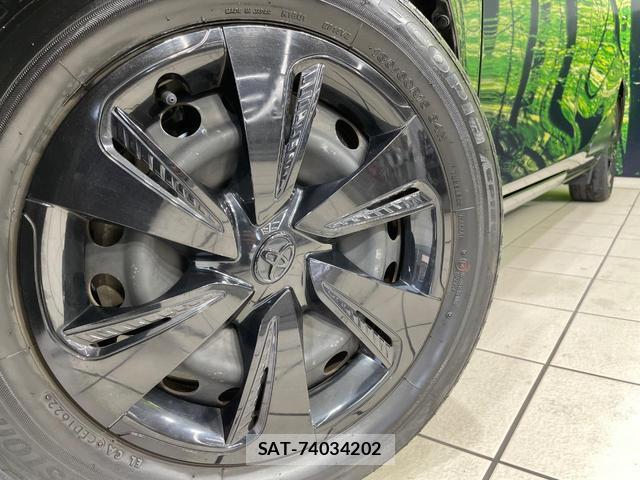 Toyota SIENTA 2022-05 8815885-12