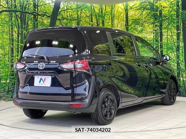 Toyota SIENTA 2022-05 8815885-16