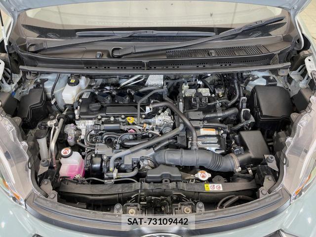 Toyota SIENTA 2022-09 8815927-17