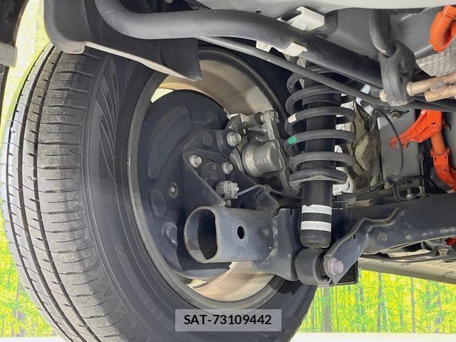 Toyota SIENTA 2022-09 8815927-19