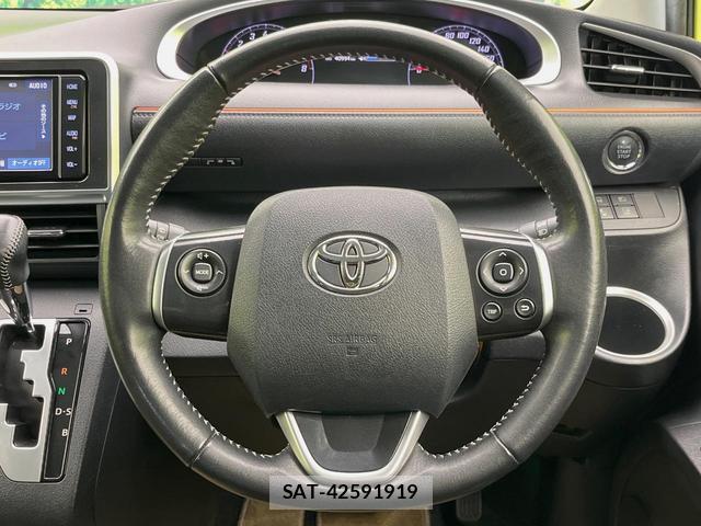 Toyota SIENTA 2019-11 8815928-11