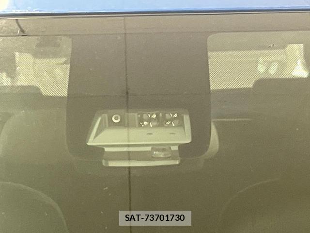 Toyota SIENTA 2017-01 8816460-5