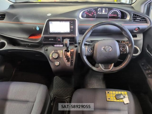 Toyota SIENTA 2018-01 8816546-2