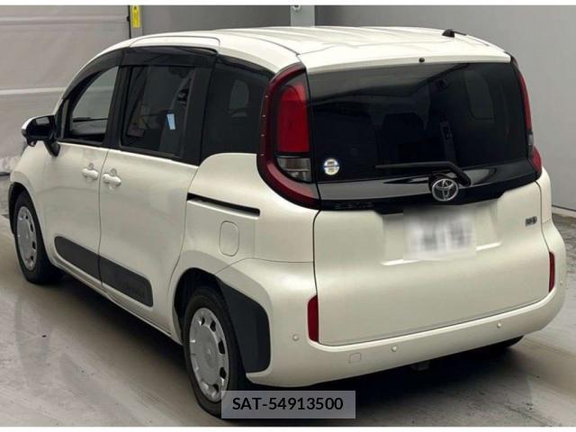 Toyota SIENTA 2023-03 8816624-1