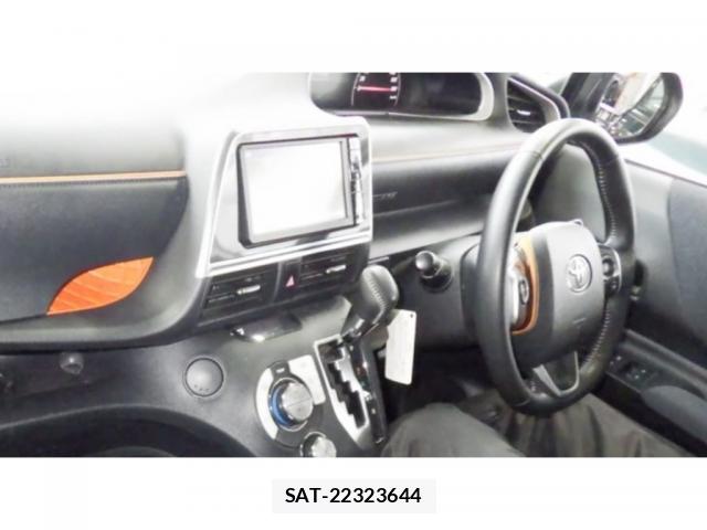 Toyota SIENTA 2015-11 8816821-2