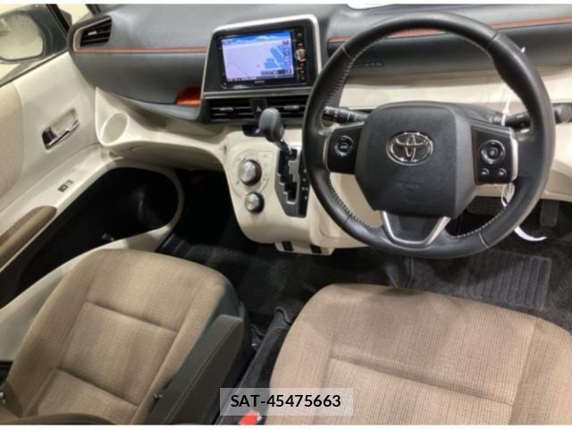 Toyota SIENTA 2017-03 8816919-2