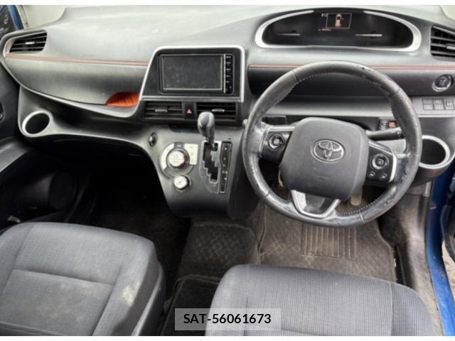 Toyota SIENTA 2016-01 8816921-2
