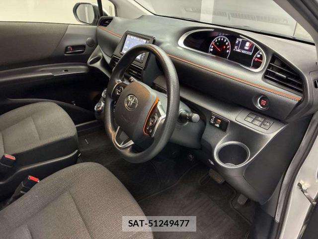 Toyota SIENTA 2021-07 8817094-3