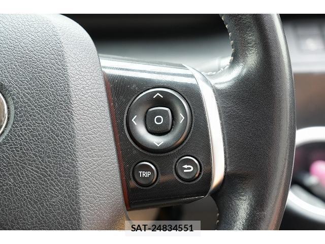 Toyota SIENTA 2017-02 8817279-13
