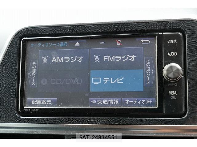 Toyota SIENTA 2017-02 8817279-5