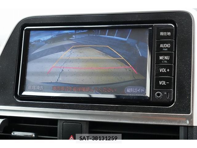 Toyota SIENTA 2018-09 8817281-7