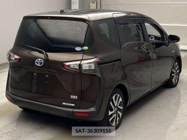 Toyota SIENTA 2017-10 8817337-1