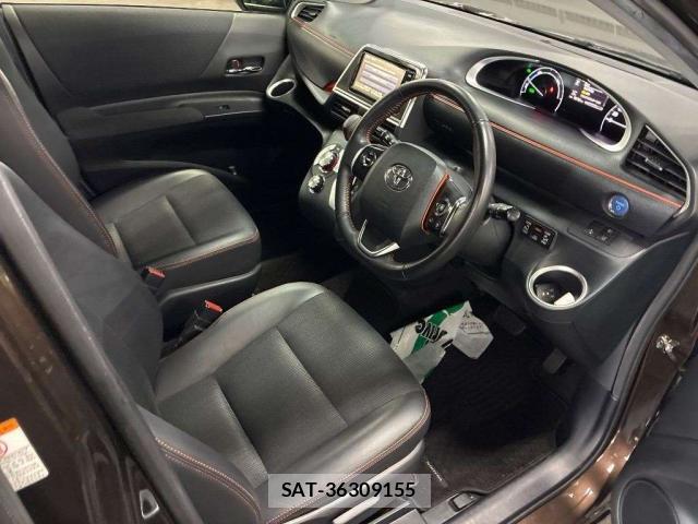 Toyota SIENTA 2017-10 8817337-3