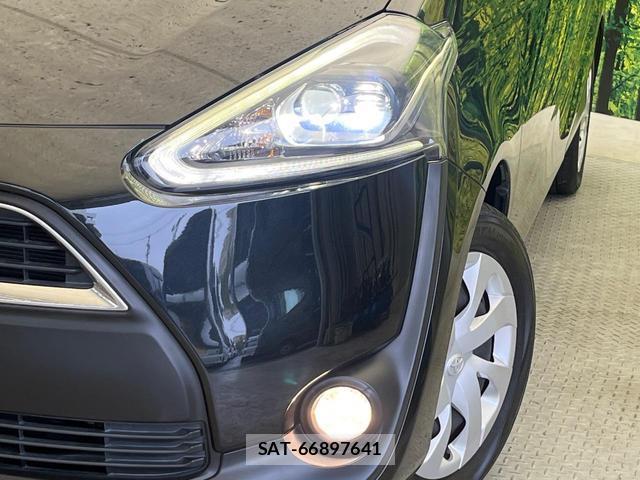 Toyota SIENTA 2016-07 8817525-12