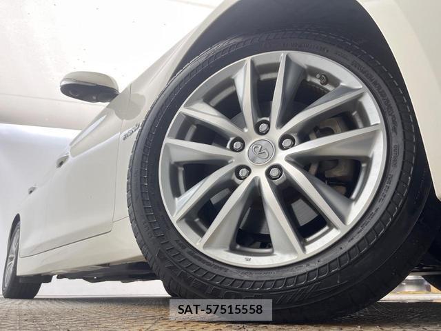 Nissan SKYLINE 2016-03 8817845-12