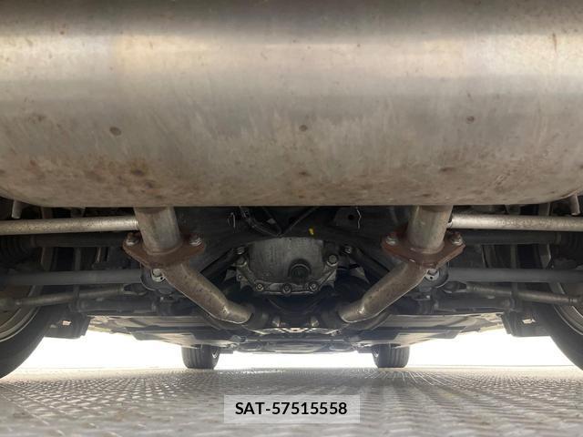 Nissan SKYLINE 2016-03 8817845-19
